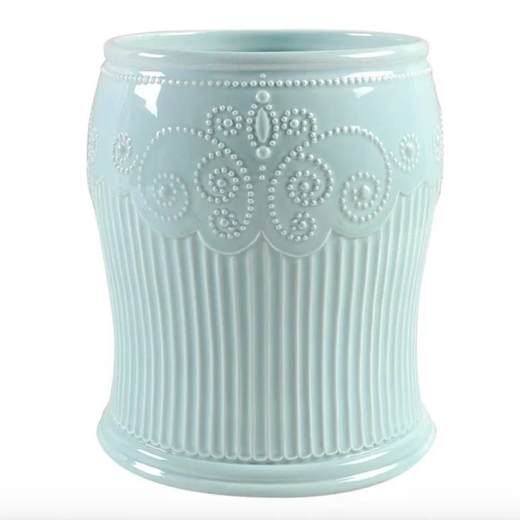 NWOT LENOX AMERICAN BY DESIGN FRENCH PERLE GROOVE CERAMIC WASTEBASKET Ice Blue - Picture 1 of 9